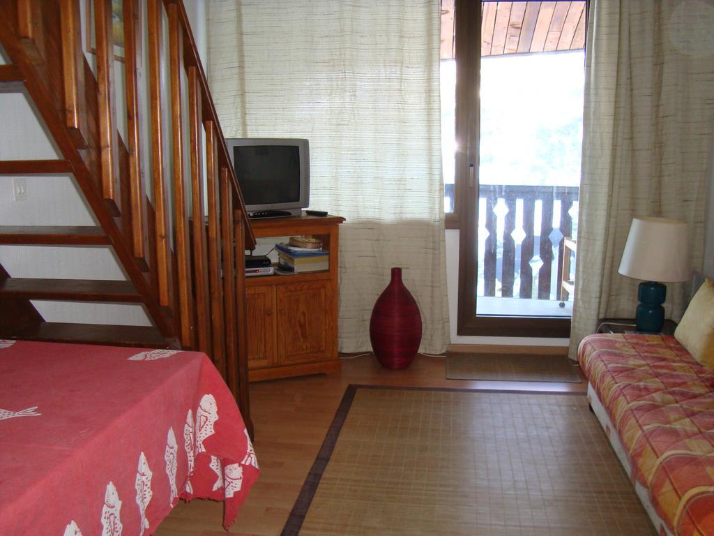 Apartment Face Aux Pistes Greolieres les Neiges Zimmer foto